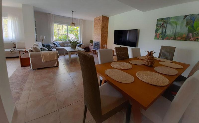 Maison d'hôtes Lia Y El Pinar à Olías del Rey Extérieur photo
